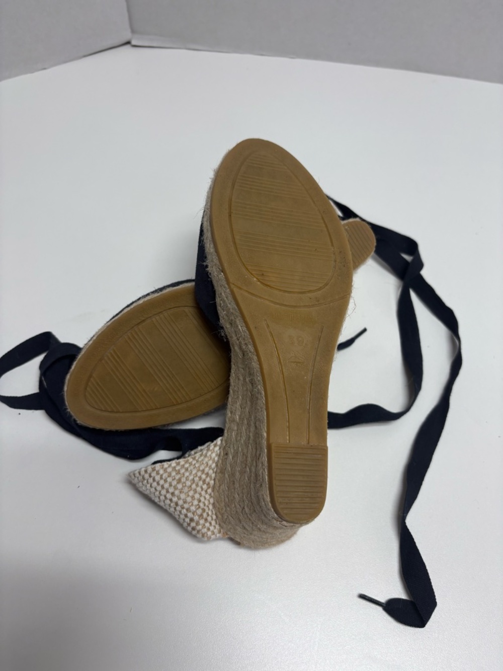 Viguera Valencian-Style Espadrilles With Jute Wedge - Size 39 (8.5 US) - Picture 5 of 14